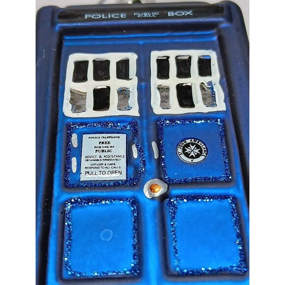 Christmas Ornament Doctor Who Tardis Time Machine 2009 TV Show - Picture 2 of 6